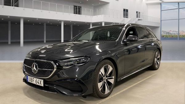 Mercedes E300 T AMG Line Advanced Plus Superscreen - 2026