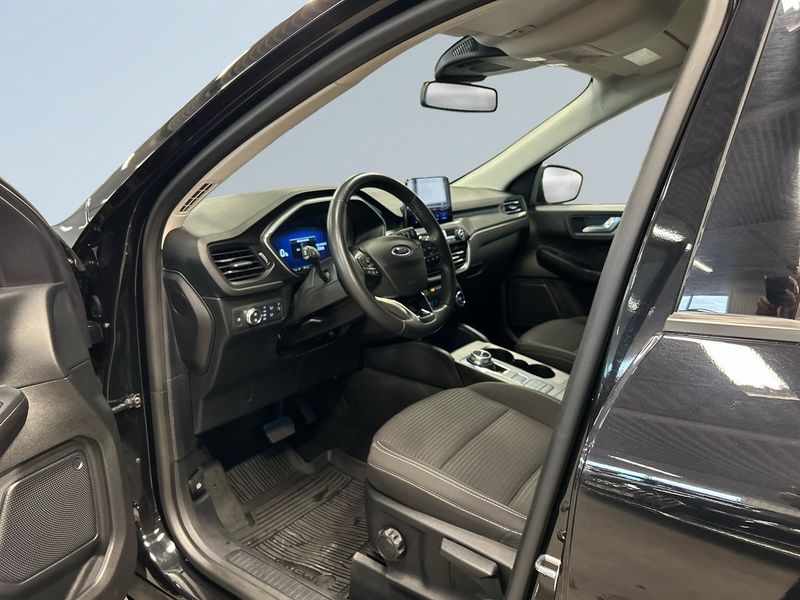 Ford Kuga bild 7