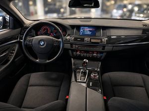 BMW 520 bild 8