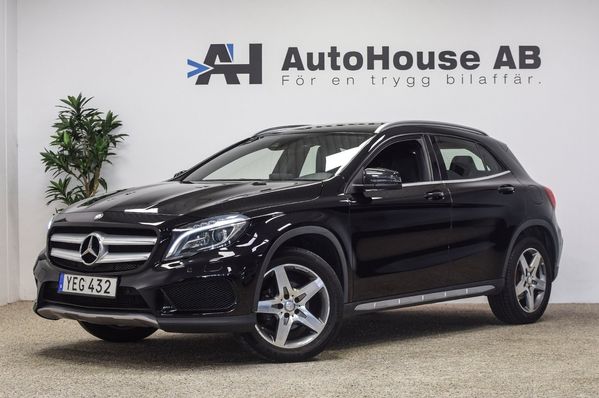 Mercedes GLA200 AMG Line Backkamera H/K GPS Nyservad - 2016