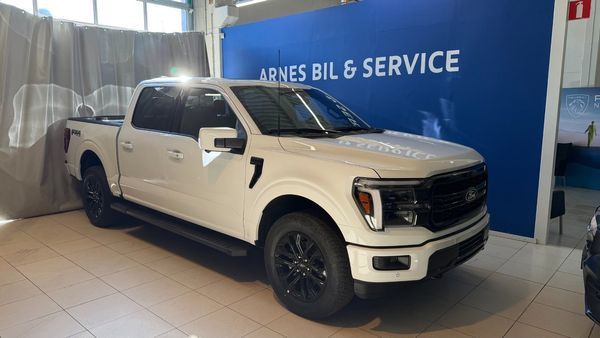 Ford F-150 SuperCrew 5.0 V8 Ti-VCT FFV 4x4 SelectShift Lariat - 2025