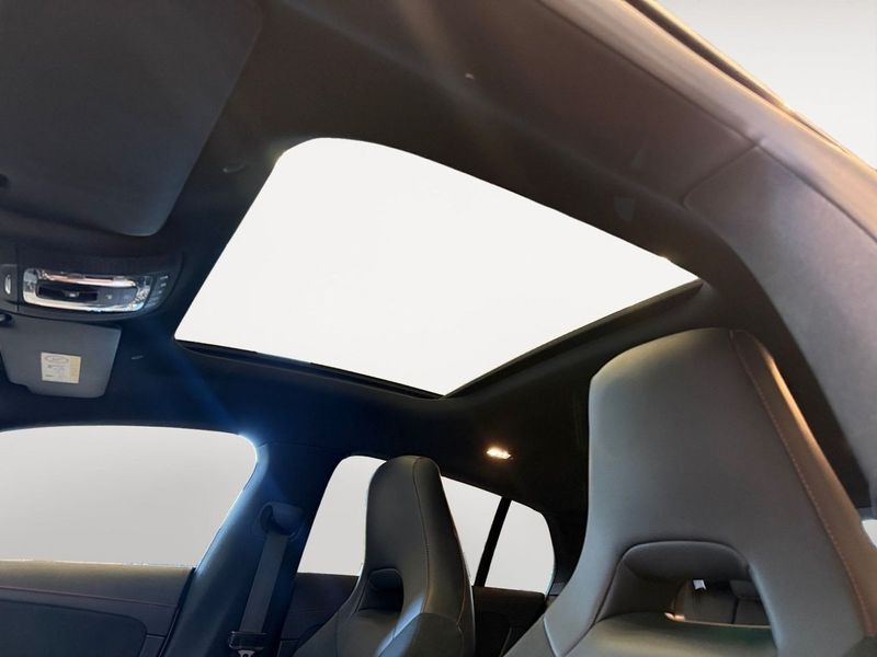 Mercedes CLA250 bild 20