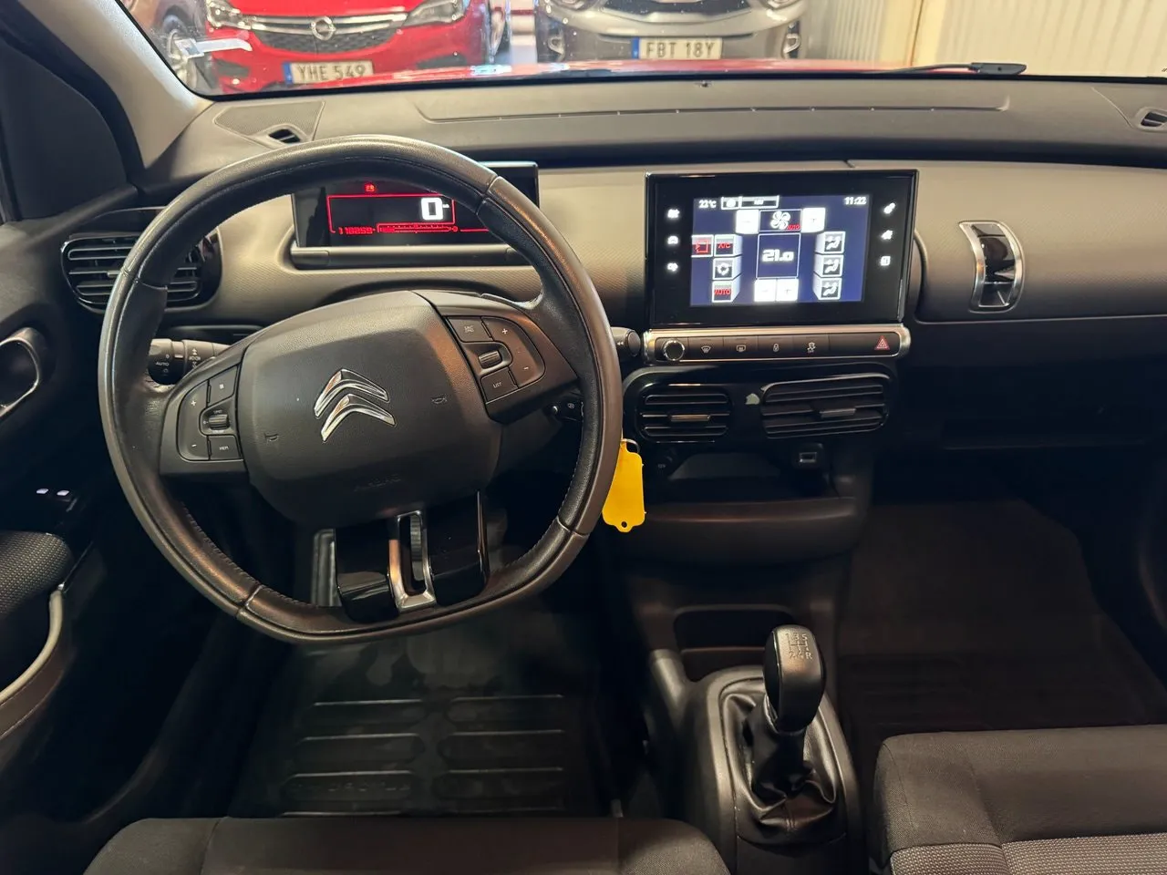 Vehicle image 8