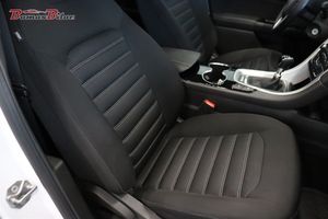 Ford Mondeo bild 17