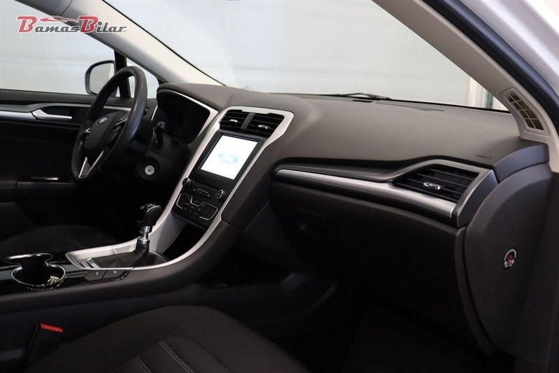 Ford Mondeo bild 16