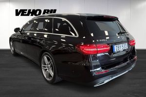 Mercedes E220 bild 4