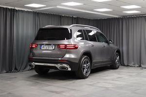 Mercedes GLB220 bild 2