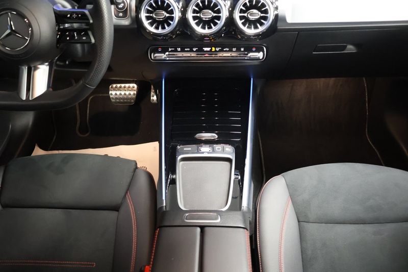 Mercedes GLB220 bild 24