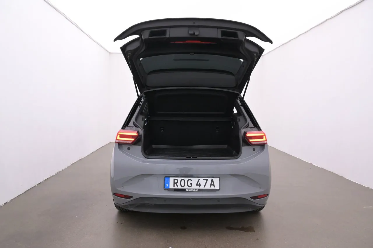 Vehicle image 22