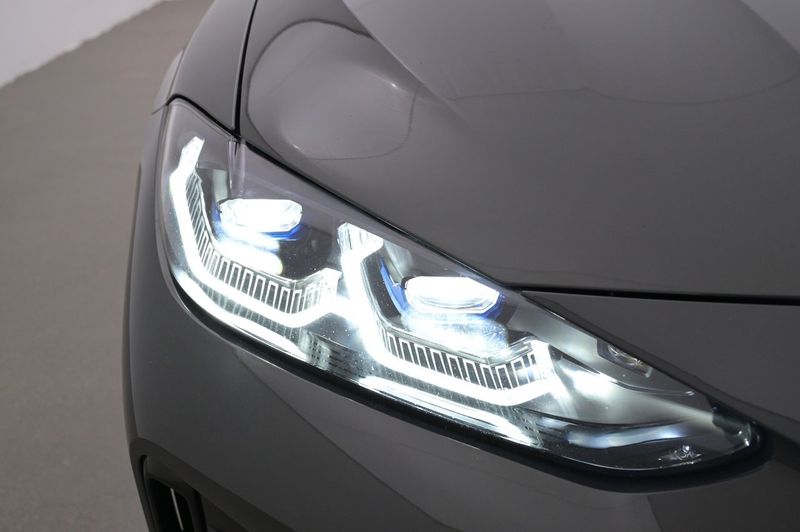 BMW i4 bild 26