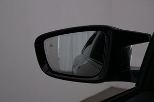 BMW i4 bild 24