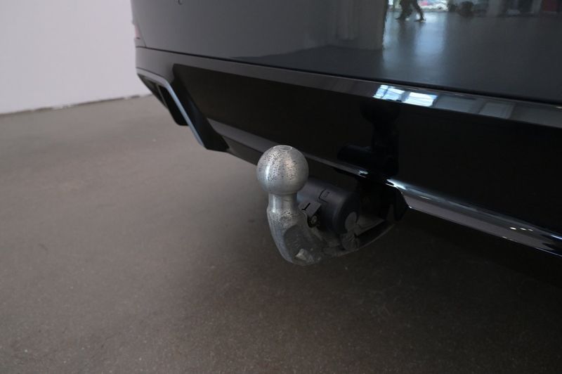 BMW i4 bild 25