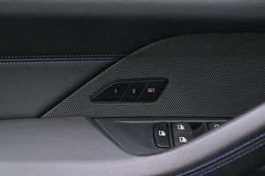 BMW i4 bild 12