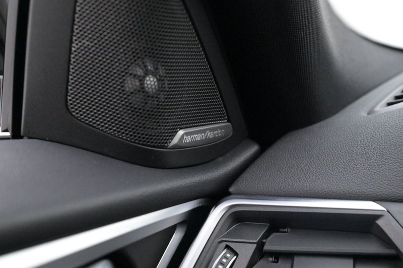 BMW i4 bild 13