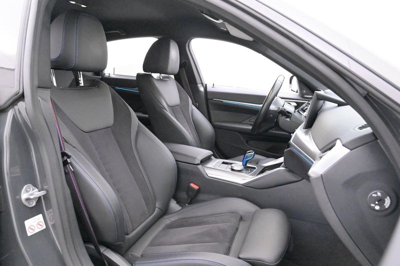 BMW i4 bild 15