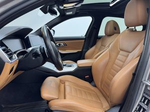 BMW 320 bild 8