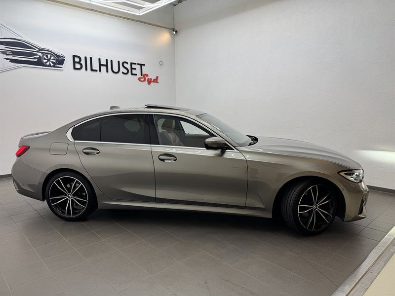 BMW 320 bild 2