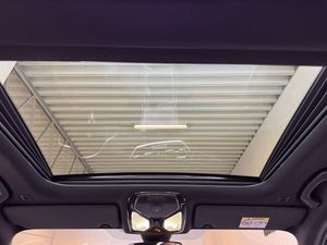 BMW 320 bild 12