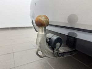 BMW 320 bild 7