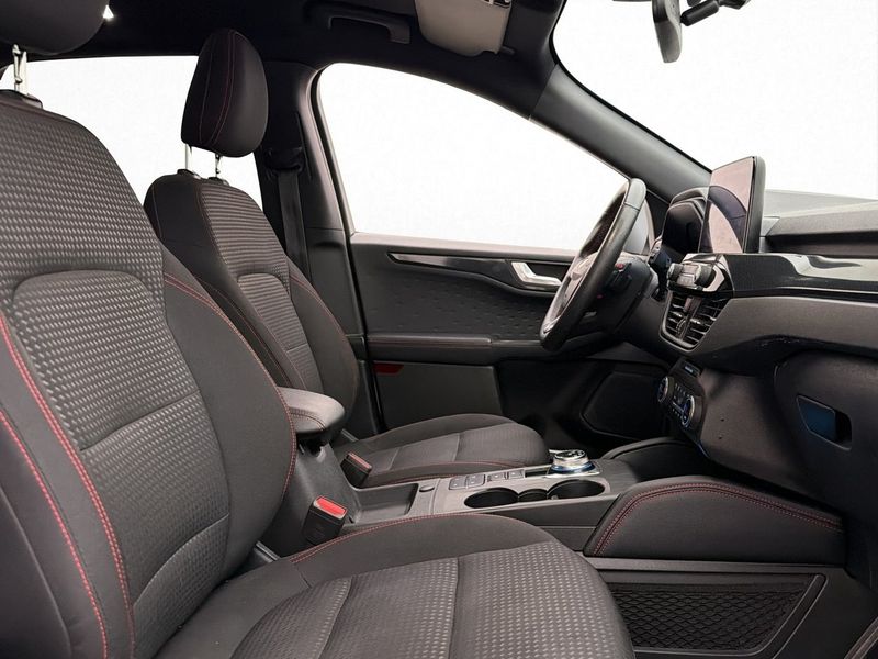 Ford Kuga bild 17