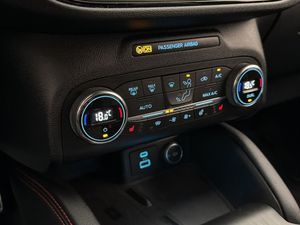 Ford Kuga bild 22