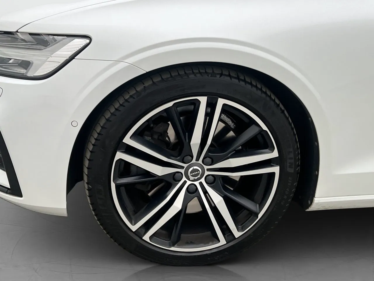Vehicle image 36