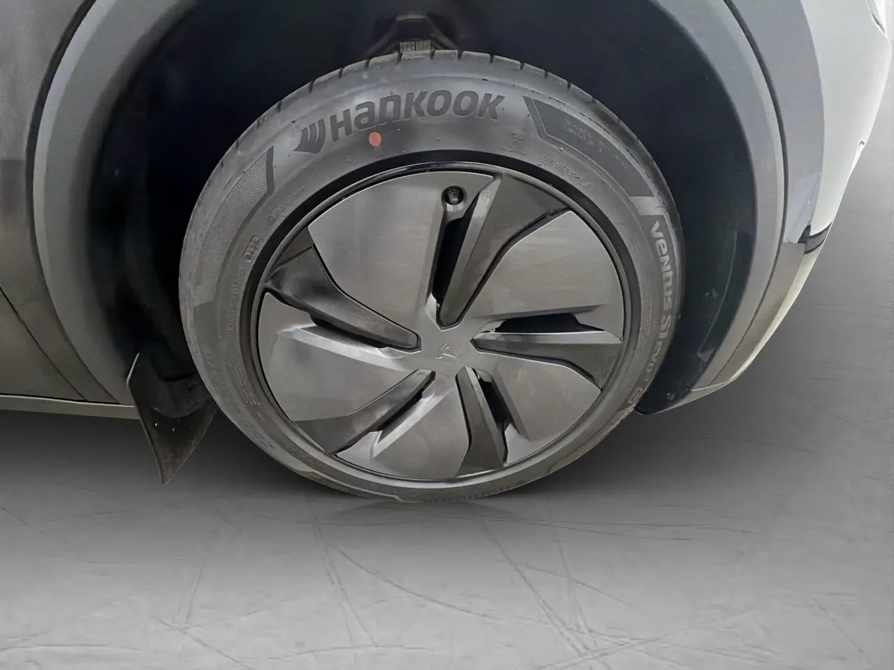 Vehicle image 31