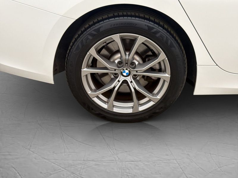 BMW 330 bild 30