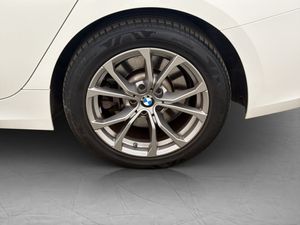 BMW 330 bild 29