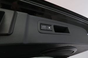 Lexus NX bild 9