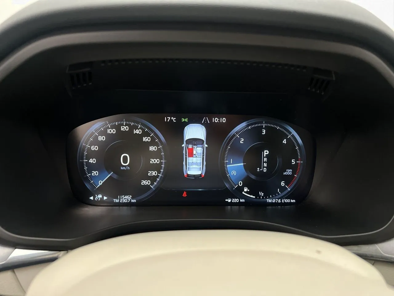 Vehicle image 16
