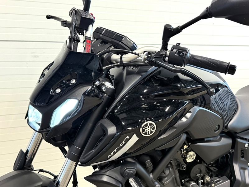 Yamaha MT bild 2