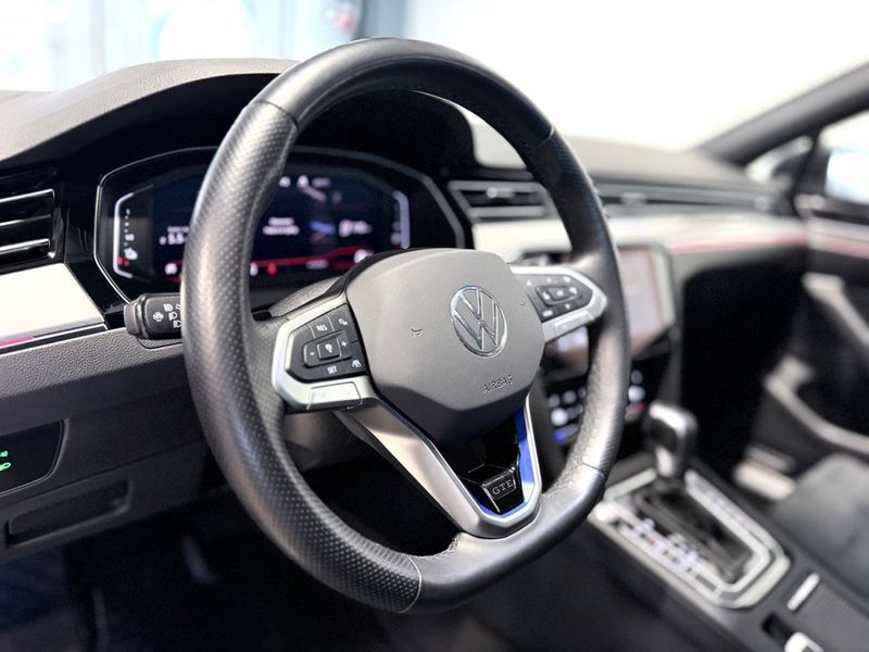 Volkswagen Passat bild 9