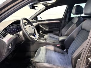 Volkswagen Passat bild 8