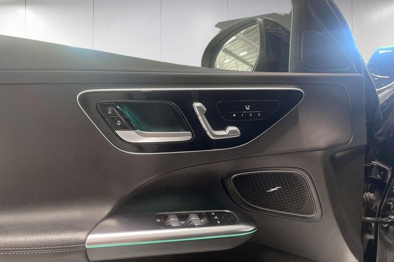 Mercedes C300 bild 19