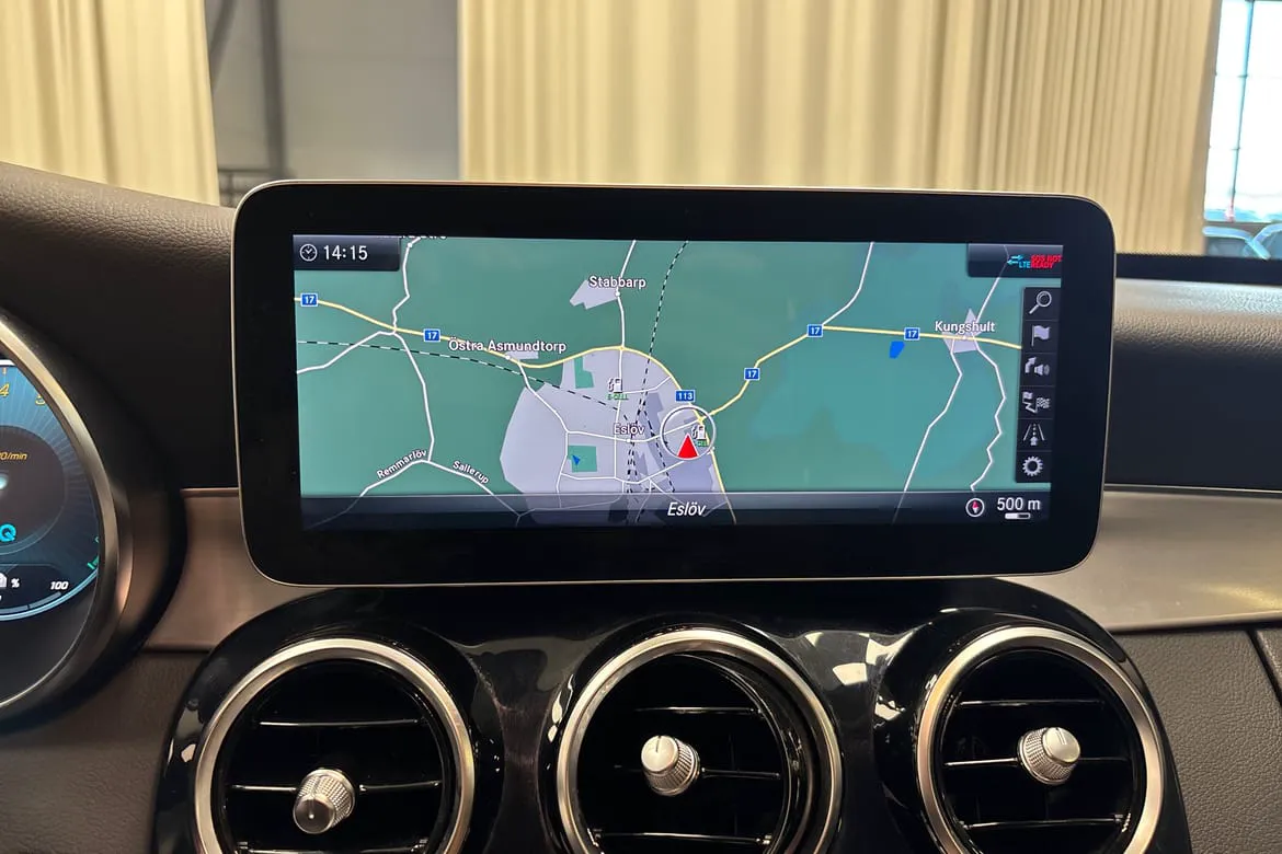 Vehicle image 14