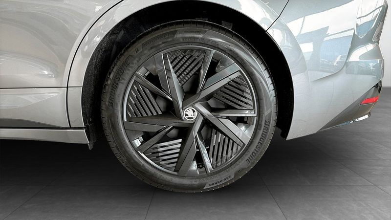 Skoda Enyaq bild 4