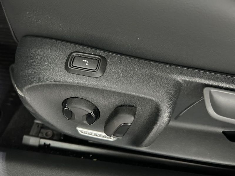 Volkswagen Passat bild 10