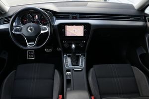 Volkswagen Passat bild 9