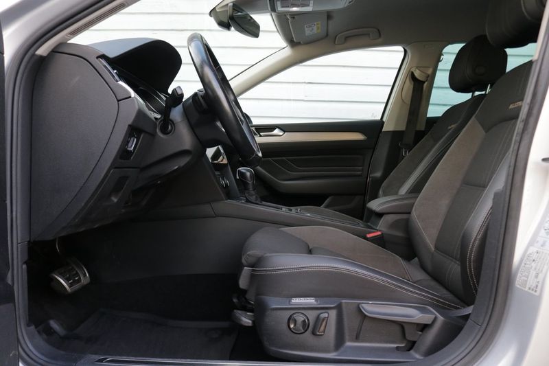 Volkswagen Passat bild 8