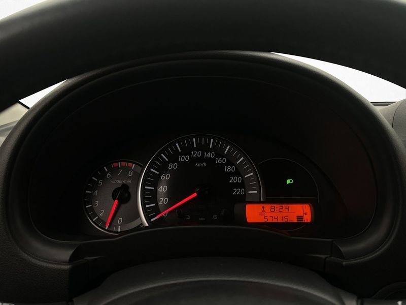 Nissan Micra bild 14