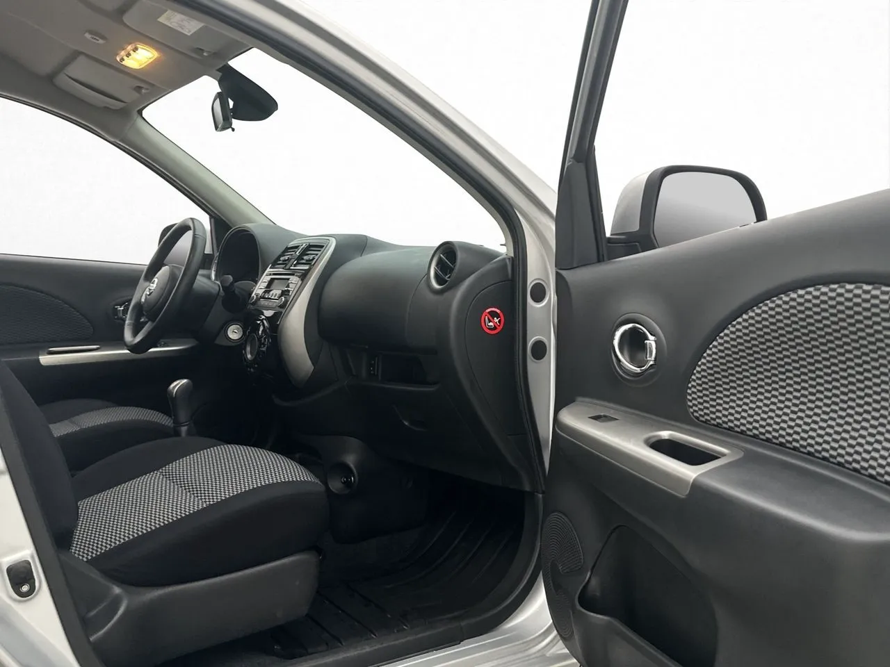 Vehicle image 20