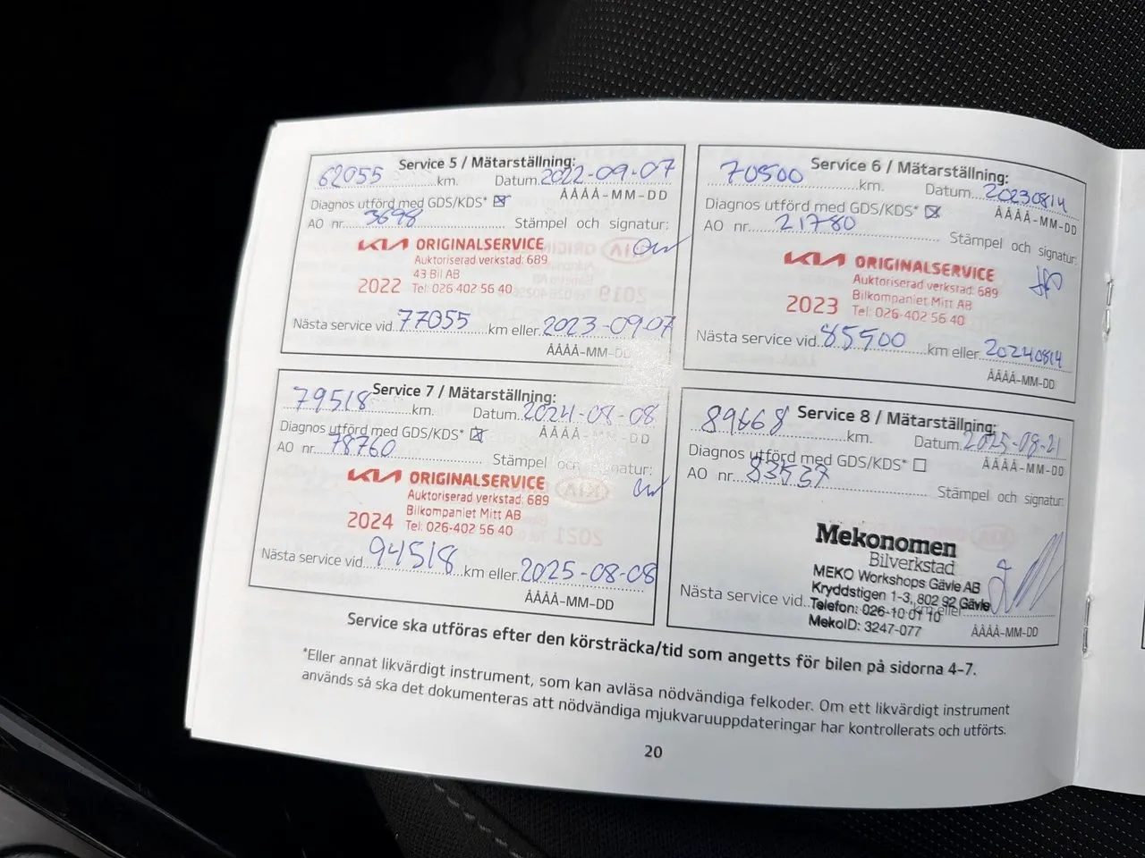 Vehicle image 18