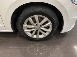 Volkswagen Touran bild 18