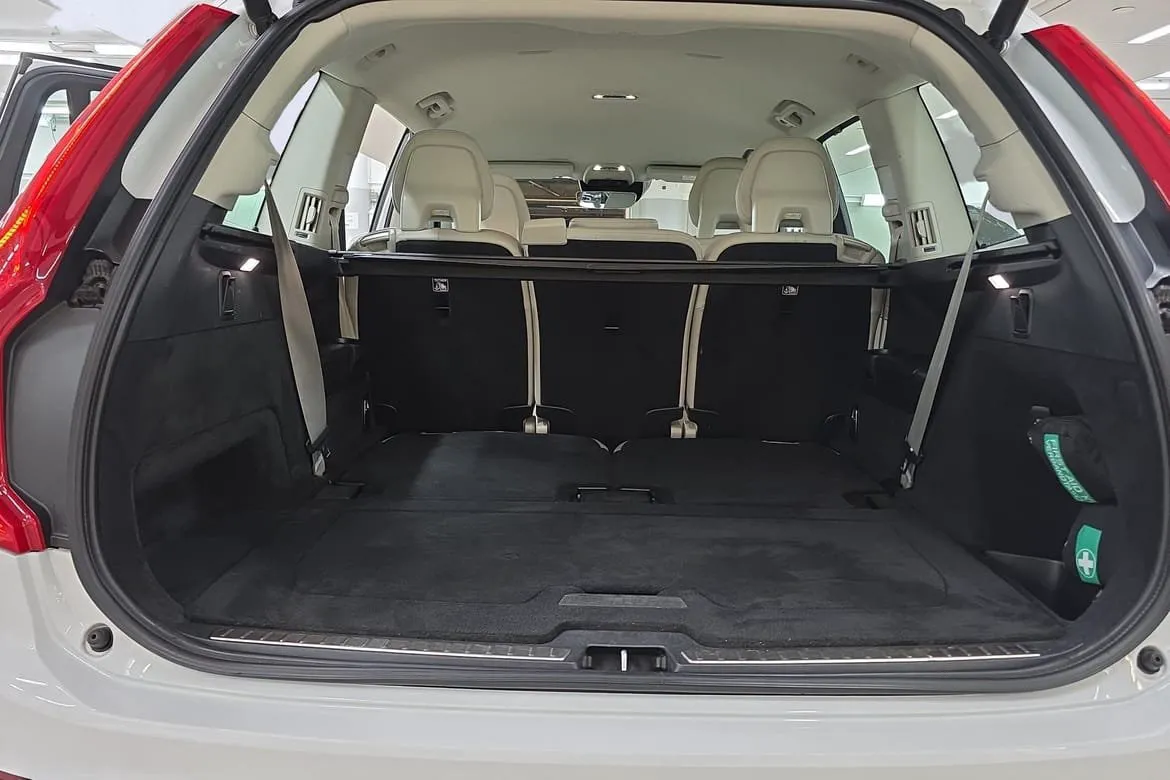 Vehicle image 22