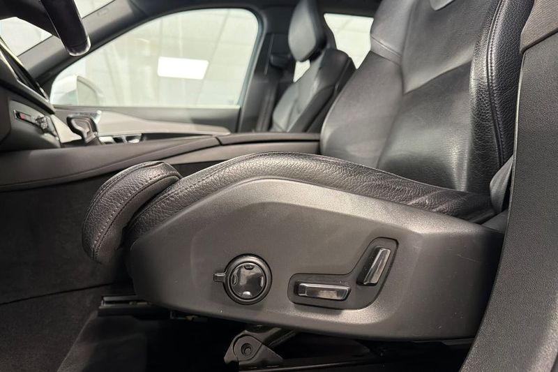Volvo XC90 bild 21
