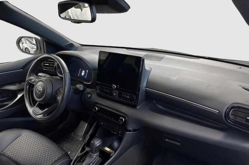 Toyota Yaris bild 8