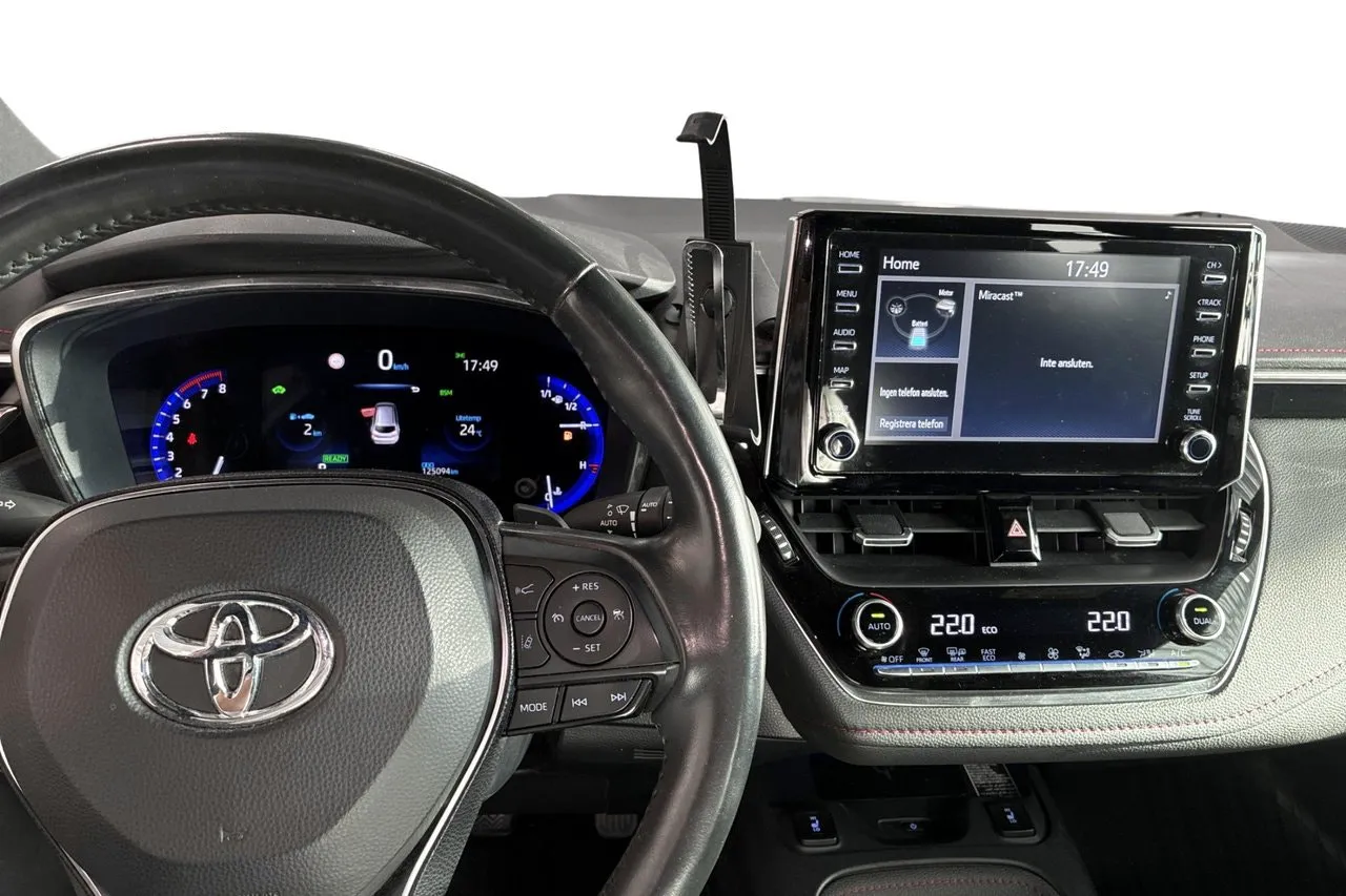 Vehicle image 10