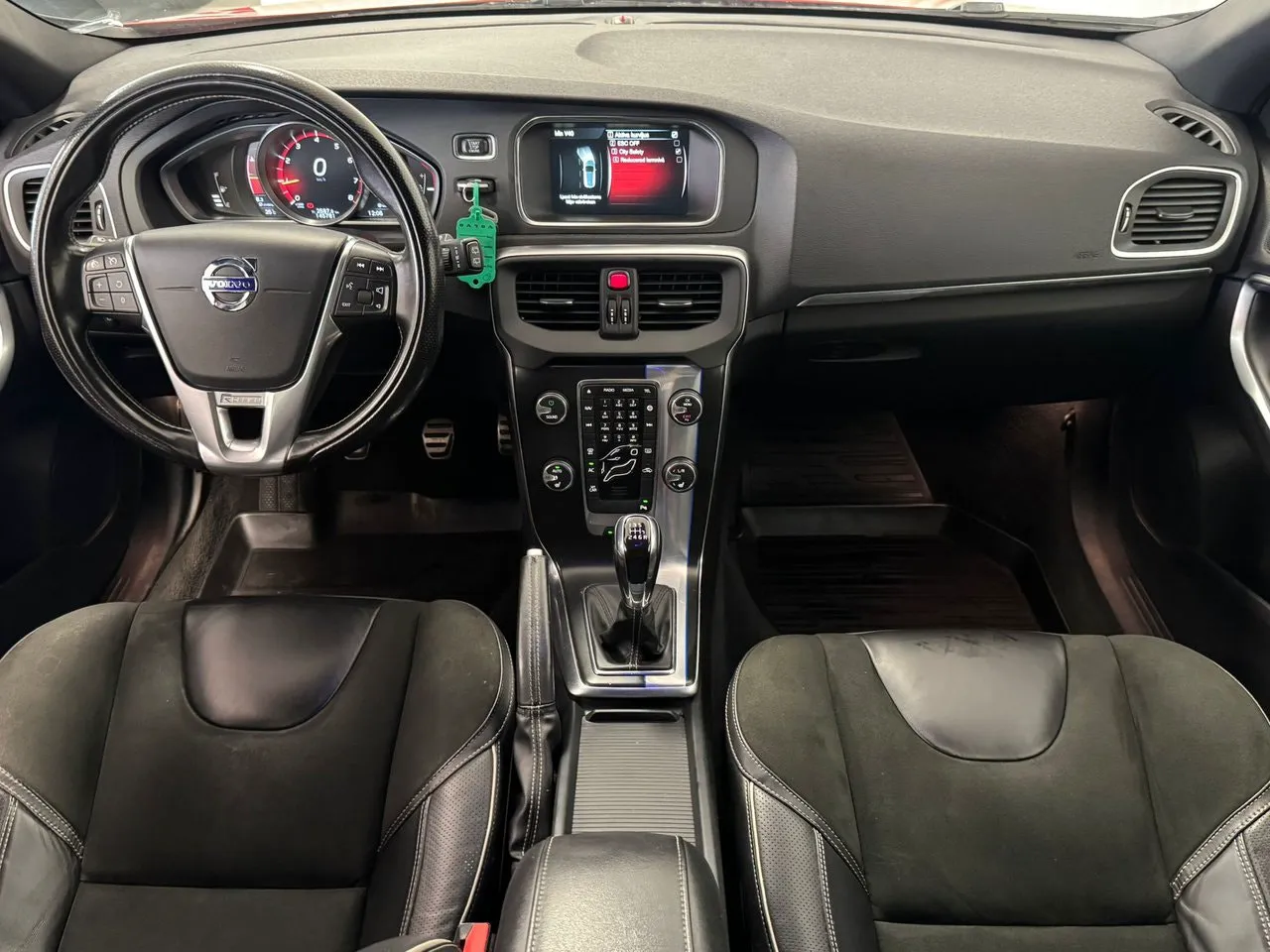Vehicle image 23