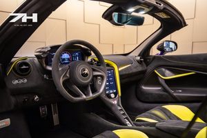 McLaren 750S bild 12